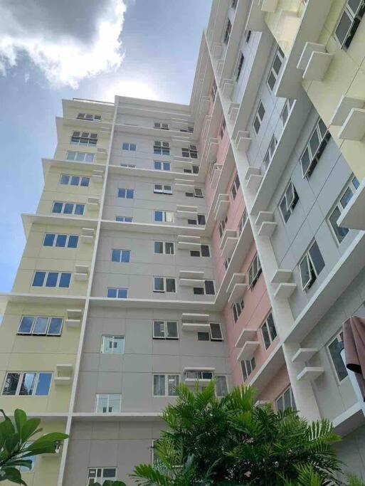 1Br With Extra Room At One Regis- Megaworld Bacolod Eksteriør bilde